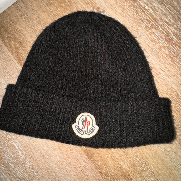 Moncler black beanie - Picture 1 of 4